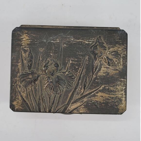 Vintage Metal Iris Flower Raised Relief Silk Lined Trinket Box Jewelry Box - Picture 6 of 10